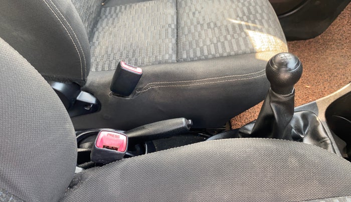 2020 Toyota Etios CROSS 1.2 G, CNG, Manual, 65,593 km, Gear Lever