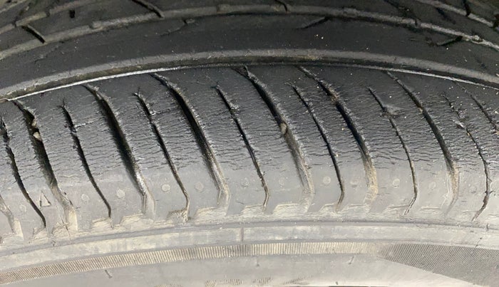 2021 Renault Kiger RXE MT, Petrol, Manual, 16,422 km, Right Front Tyre Tread