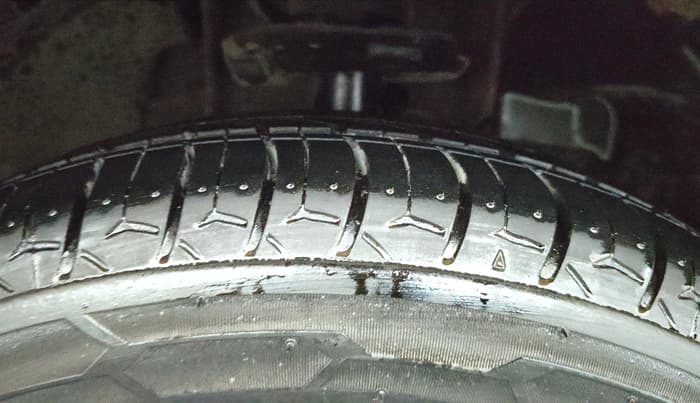 2019 Tata Tiago XZA PLUS PETROL, Petrol, Automatic, 38,009 km, Right Front Tyre Tread