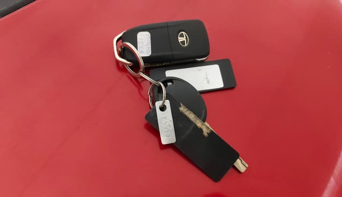 2019 Tata Tiago XZA PLUS PETROL, Petrol, Automatic, 38,009 km, Key Close Up