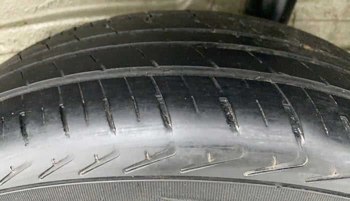 2020 Maruti New Wagon-R LXI CNG 1.0 L, CNG, Manual, 46,588 km, Left Rear Tyre Tread
