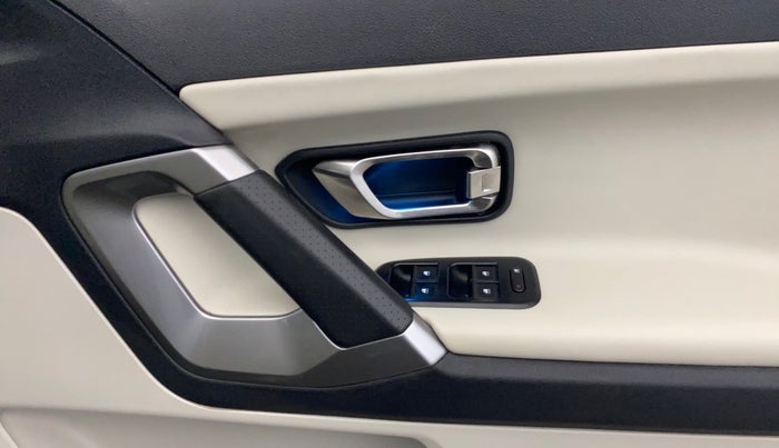 2021 Tata Safari XZ PLUS, Diesel, Manual, 87,025 km, Driver Side Door Panels Control