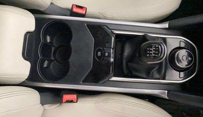 2021 Tata Safari XZ PLUS, Diesel, Manual, 87,025 km, Gear Lever