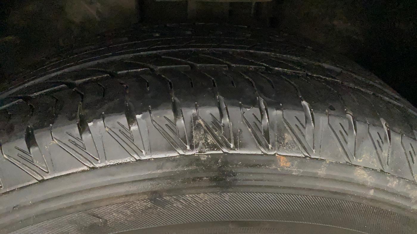 2021 Tata Safari XZ PLUS, Diesel, Manual, 87,025 km, Left Front Tyre Tread