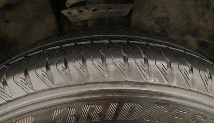 2021 Tata Safari XZ PLUS, Diesel, Manual, 87,025 km, Right Front Tyre Tread