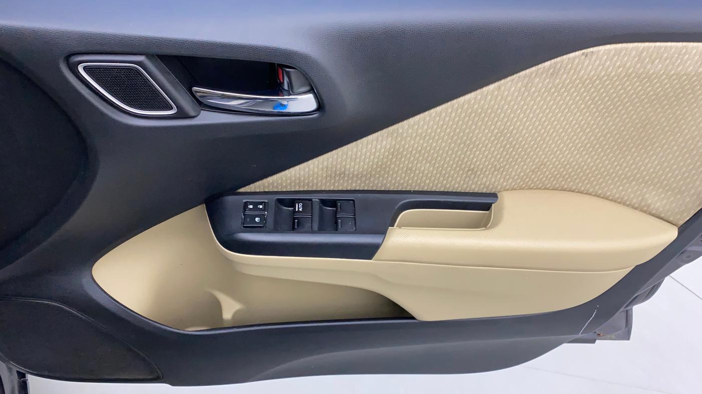 2017 Honda City 1.5L I-VTE V CVT, Petrol, Automatic, 88,002 km, Driver Side Door Panels Control