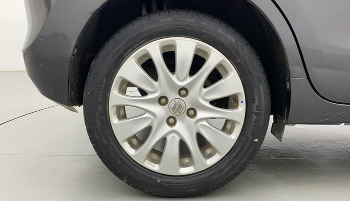 2016 Maruti Baleno ALPHA PETROL 1.2, Petrol, Manual, 53,429 km, Right Rear Wheel