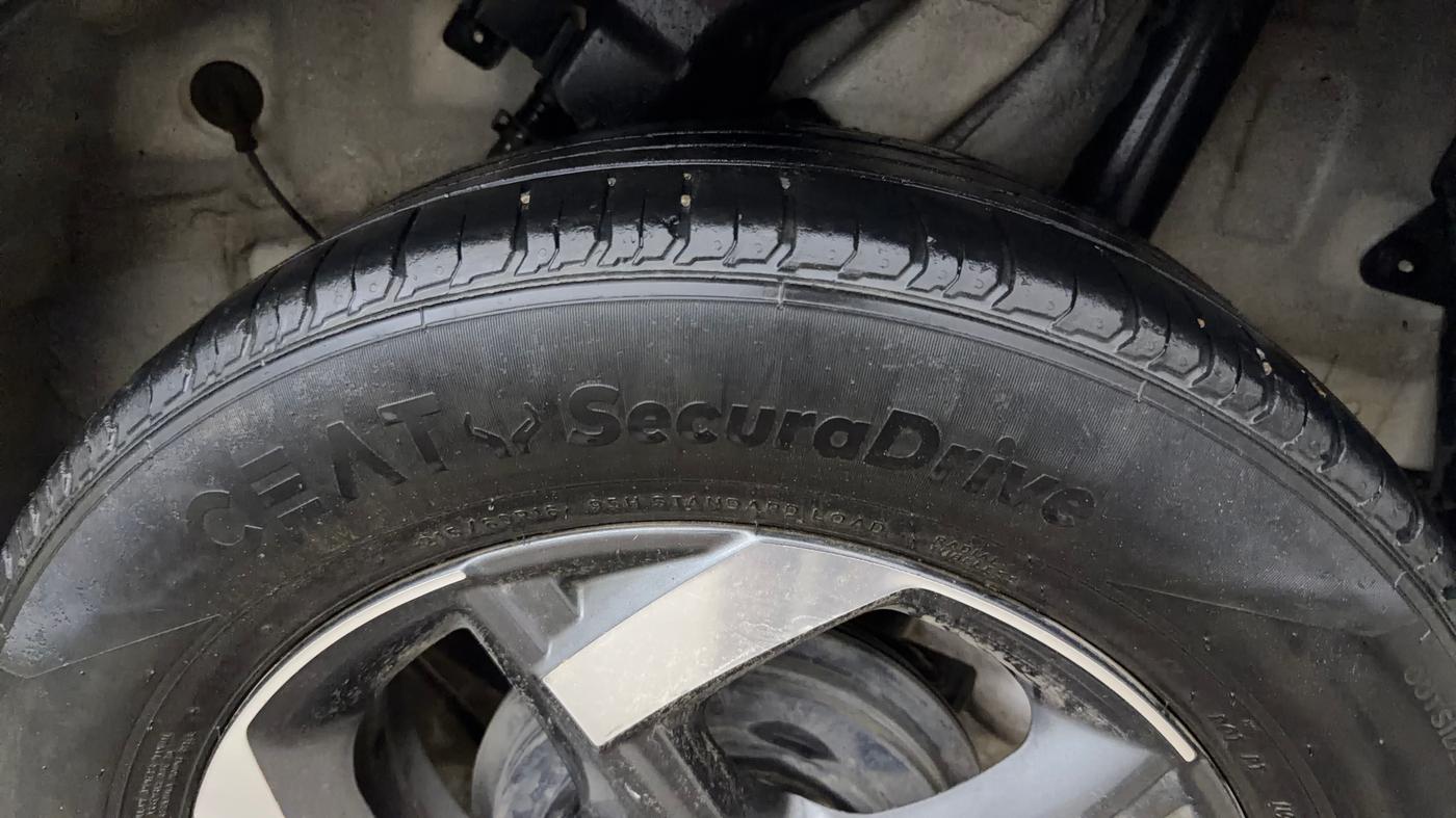 2020 Hyundai VENUE SX 1.0 TURBO, Petrol, Manual, 58,196 km, Left Rear Tyre Tread