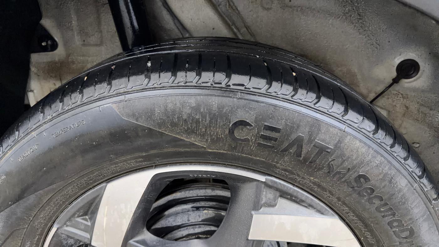 2020 Hyundai VENUE SX 1.0 TURBO, Petrol, Manual, 58,196 km, Right Rear Tyre Tread