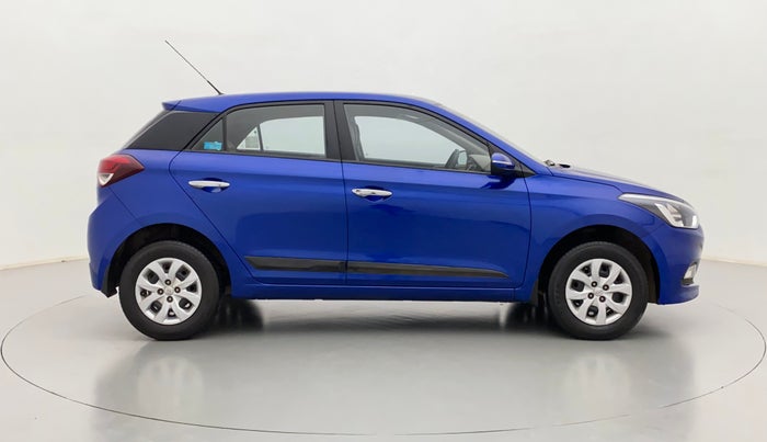 2016 Hyundai Elite i20 SPORTZ 1.2, Petrol, Manual, 27,881 km, Right Side View
