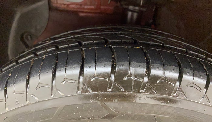 2018 Hyundai Grand i10 SPORTZ 1.2 KAPPA VTVT, Petrol, Manual, 66,358 km, Left Front Tyre Tread