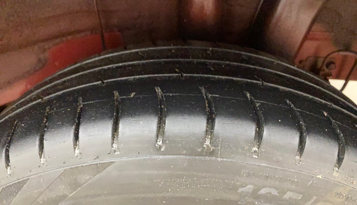 2018 Hyundai Grand i10 SPORTZ 1.2 KAPPA VTVT, Petrol, Manual, 66,358 km, Left Rear Tyre Tread