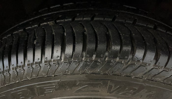 2018 Ford Ecosport AMBIENTE 1.5L PETROL, Petrol, Manual, 40,386 km, Right Front Tyre Tread