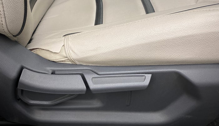 2020 Hyundai AURA SX PLUS 1.2 AMT CRDI, Diesel, Automatic, 37,244 km, Driver Side Adjustment Panel