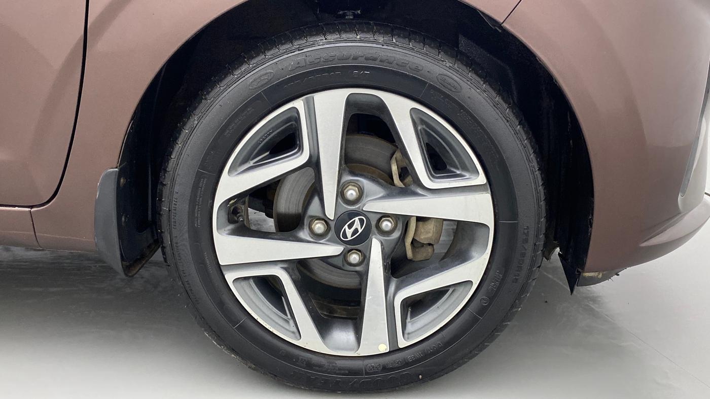 2020 Hyundai AURA SX PLUS 1.2 AMT CRDI, Diesel, Automatic, 37,244 km, Right Front Wheel