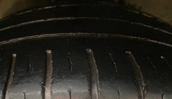 2013 Hyundai i20 SPORTZ 1.2, Petrol, Manual, 54,192 km, Left Front Tyre Tread