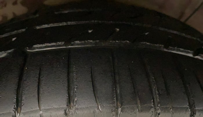 2013 Hyundai i20 SPORTZ 1.2, Petrol, Manual, 54,192 km, Right Rear Tyre Tread