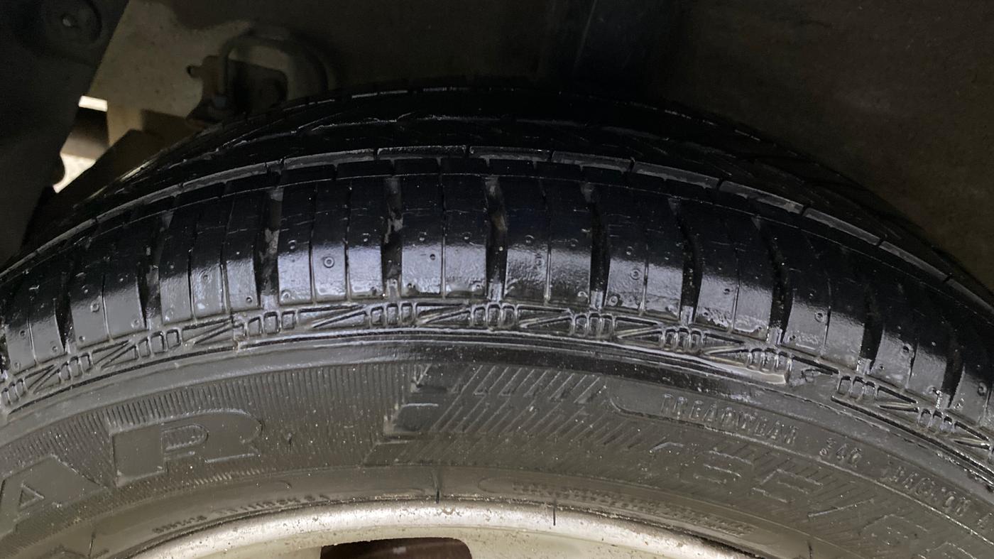 2015 Hyundai Grand i10 ASTA AT 1.2 KAPPA VTVT, Petrol, Automatic, 45,030 km, Right Rear Tyre Tread