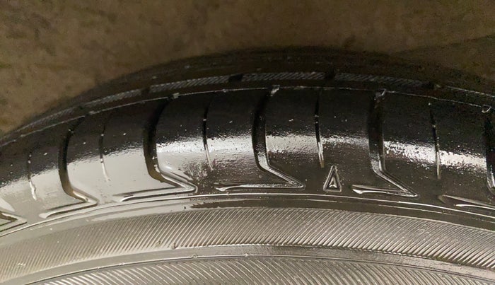 2014 Hyundai i10 SPORTZ 1.1, Petrol, Manual, 57,816 km, Left Rear Tyre Tread