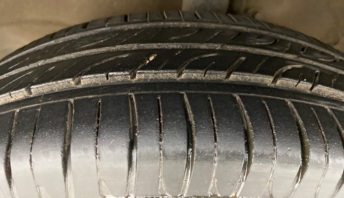 2016 Maruti Wagon R 1.0 VXI, Petrol, Manual, 24,036 km, Left Front Tyre Tread