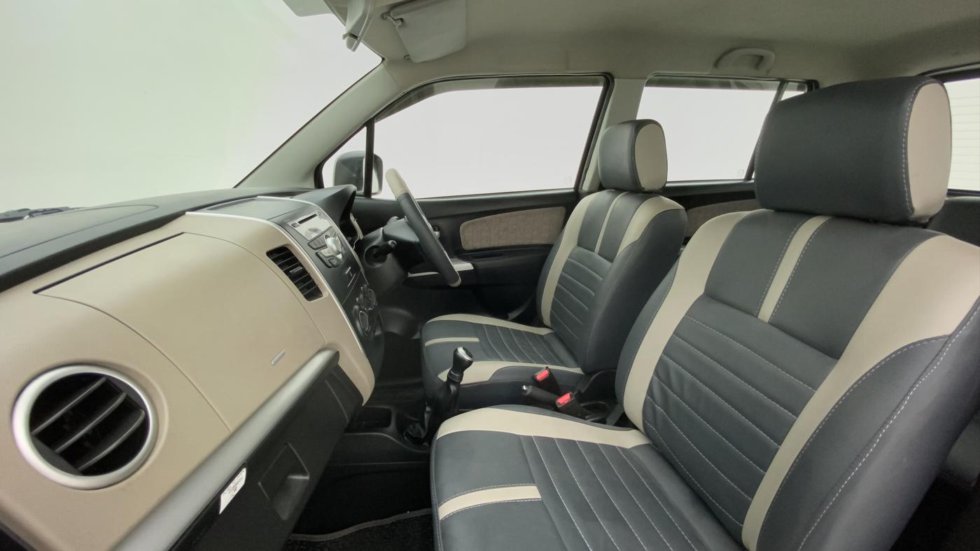 2016 Maruti Wagon R 1.0 VXI, Petrol, Manual, 24,036 km, Right Side Front Door Cabin