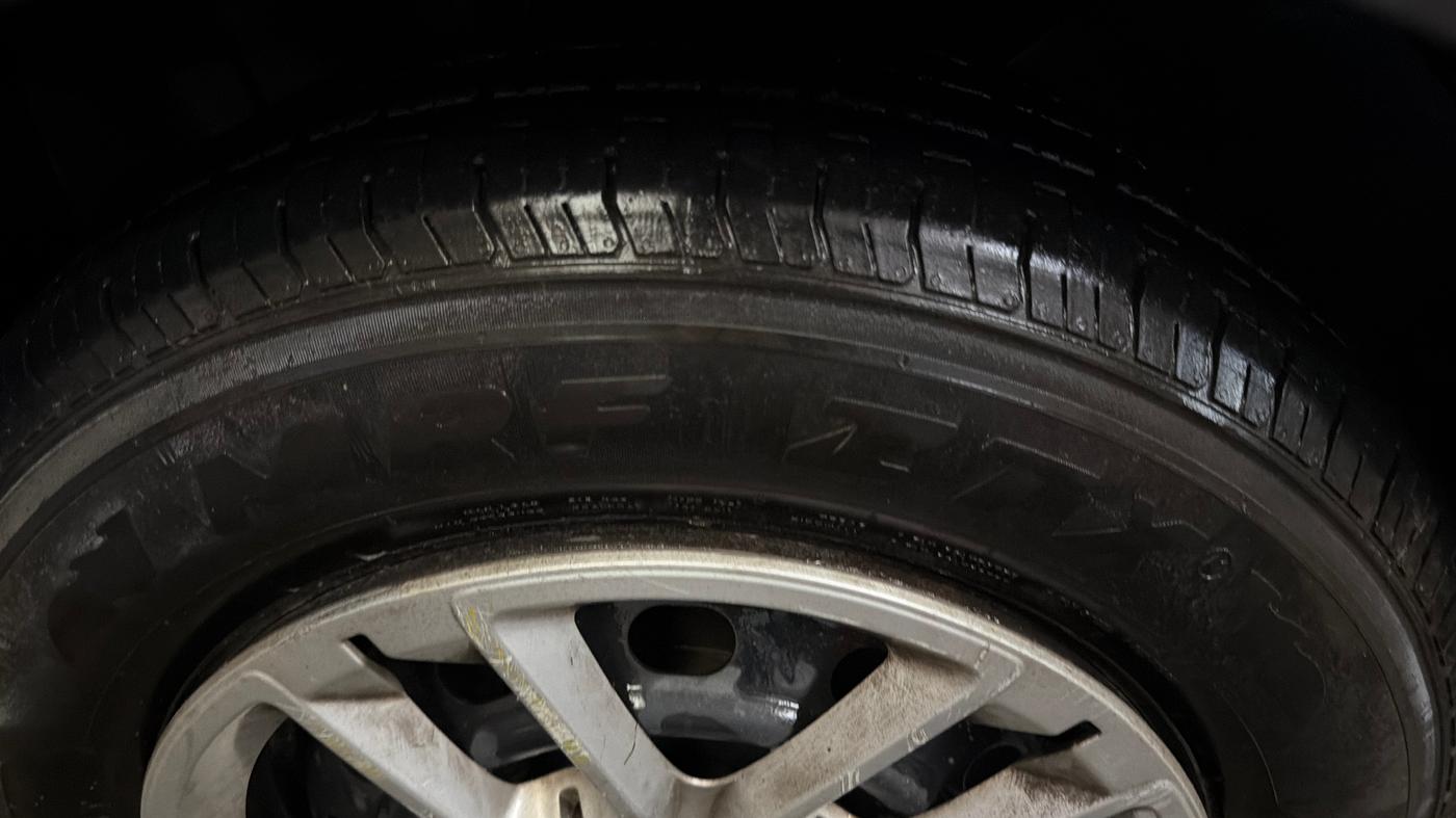 2019 Renault TRIBER RXT, Petrol, Manual, 56,442 km, Left Front Tyre Tread