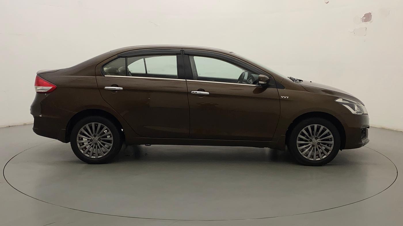 2015 Maruti Ciaz ZXI+, Petrol, Manual, 67,874 km, Right Side