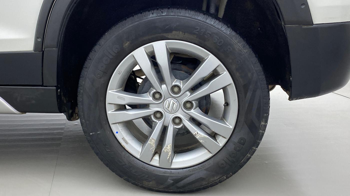2018 Maruti Vitara Brezza ZDI PLUS, Diesel, Manual, 57,133 km, Left Rear Wheel