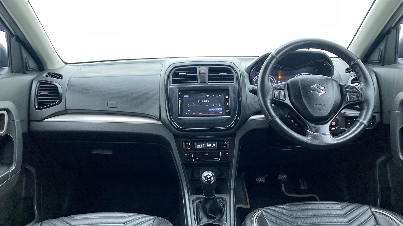 2018 Maruti Vitara Brezza ZDI PLUS, Diesel, Manual, 57,133 km, Dashboard