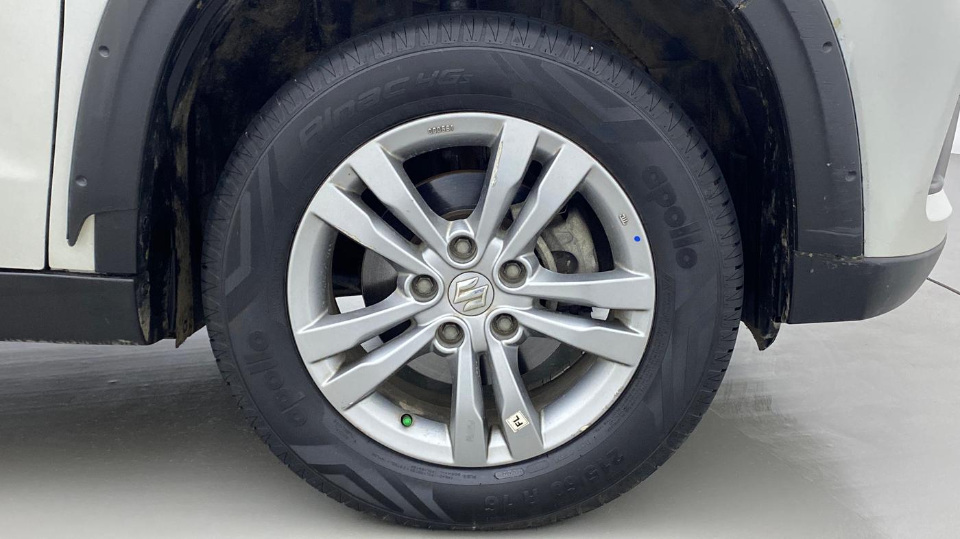 2018 Maruti Vitara Brezza ZDI PLUS, Diesel, Manual, 57,133 km, Right Front Wheel