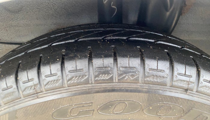 2019 Hyundai NEW SANTRO SPORTZ CNG, CNG, Manual, 95,569 km, Left Rear Tyre Tread