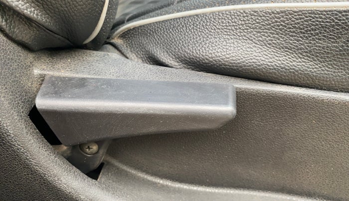 2019 Tata Tiago XZ PETROL, Petrol, Manual, 22,762 km, Driver Side Adjustment Panel