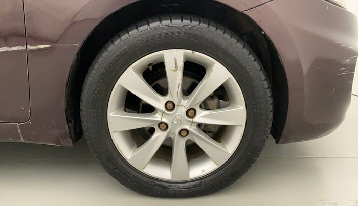 2012 Hyundai Verna FLUIDIC 1.6 CRDI SX AT, Diesel, Automatic, 78,769 km, Right Front Wheel