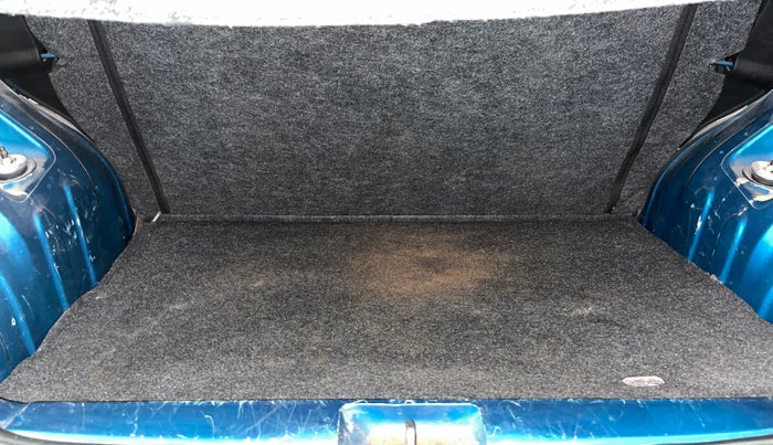 2021 Renault Kwid CLIMBER 1.0 (O), Petrol, Manual, 29,862 km, Boot Inside