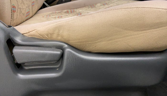 2007 Maruti Zen Estilo LXI, Petrol, Manual, 76,651 km, Driver Side Adjustment Panel