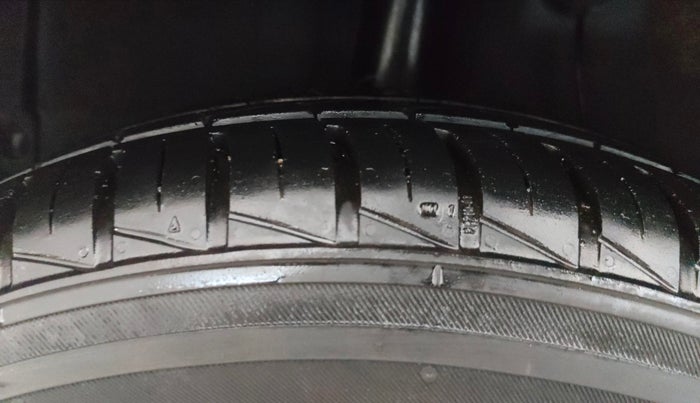 2021 Hyundai GRAND I10 NIOS SPORTZ 1.2 KAPPA VTVT, Petrol, Manual, 15,185 km, Right Rear Tyre Tread