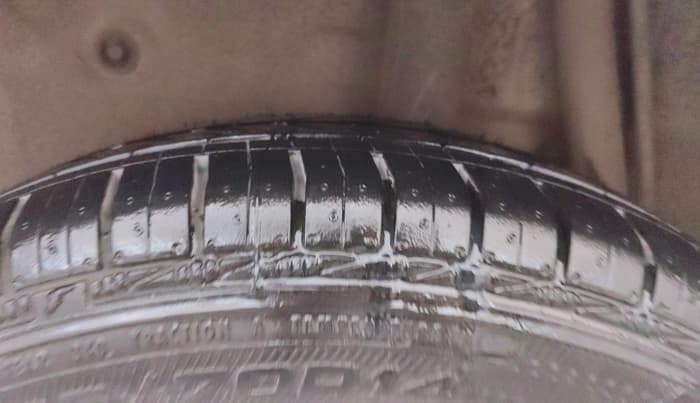 2018 Maruti Celerio VXI CNG, CNG, Manual, 52,492 km, Left Rear Tyre Tread