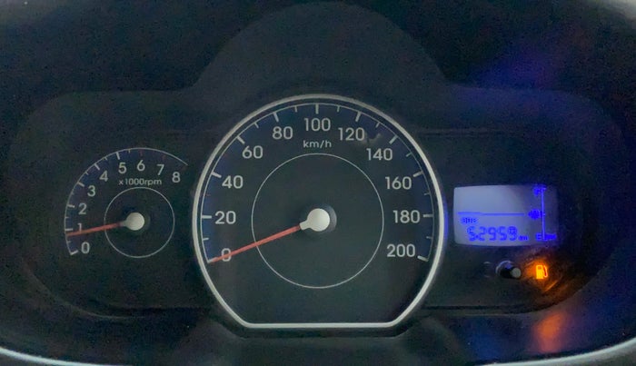 2016 Hyundai i10 MAGNA 1.1, Petrol, Manual, 52,959 km, Odometer Image