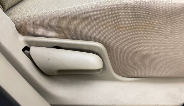 2014 Maruti Swift Dzire VXI, Petrol, Manual, 41,494 km, Driver Side Adjustment Panel