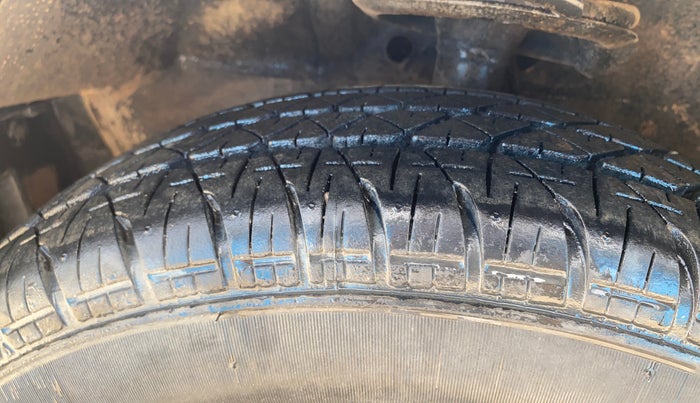 2012 Maruti Ritz VDI, Diesel, Manual, 87,883 km, Left Front Tyre Tread