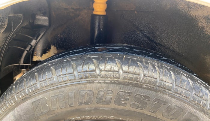 2012 Maruti Ritz VDI, Diesel, Manual, 87,883 km, Right Rear Tyre Tread