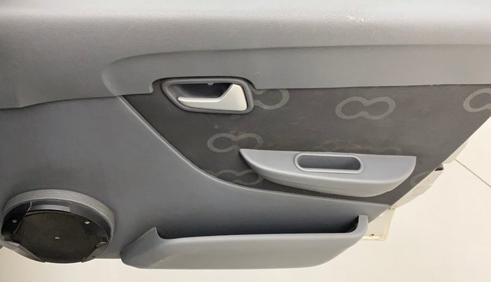 2015 Maruti Alto 800 LXI, Petrol, Manual, 59,122 km, Driver Side Door Panels Control