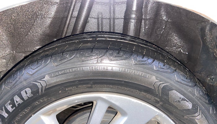 2016 Honda Jazz 1.2L I-VTEC V AT, Petrol, Automatic, 66,311 km, Left Rear Tyre Tread