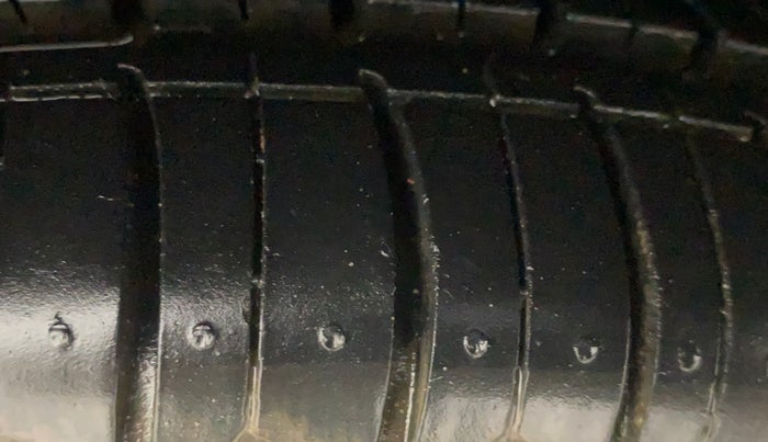 2019 Maruti Celerio ZXI, Petrol, Manual, 36,646 km, Right Front Tyre Tread