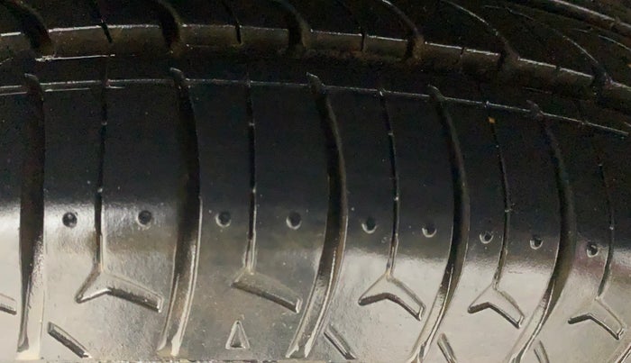 2019 Maruti Celerio ZXI, Petrol, Manual, 36,646 km, Right Rear Tyre Tread