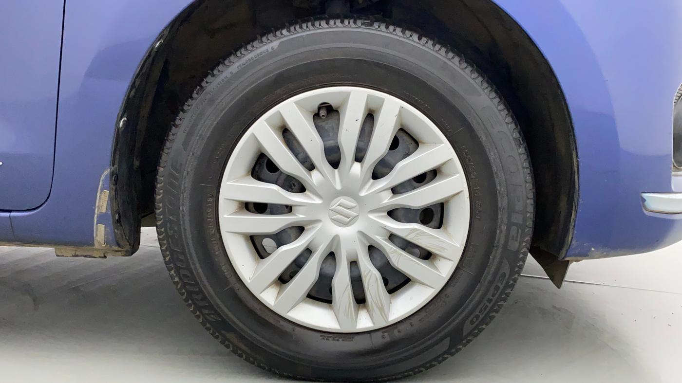 2018 Maruti Dzire VDI, Diesel, Manual, 52,274 km, Right Front Wheel