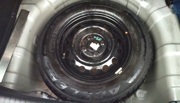 2013 Hyundai i20 MAGNA 1.2, Petrol, Manual, 77,604 km, Spare Tyre