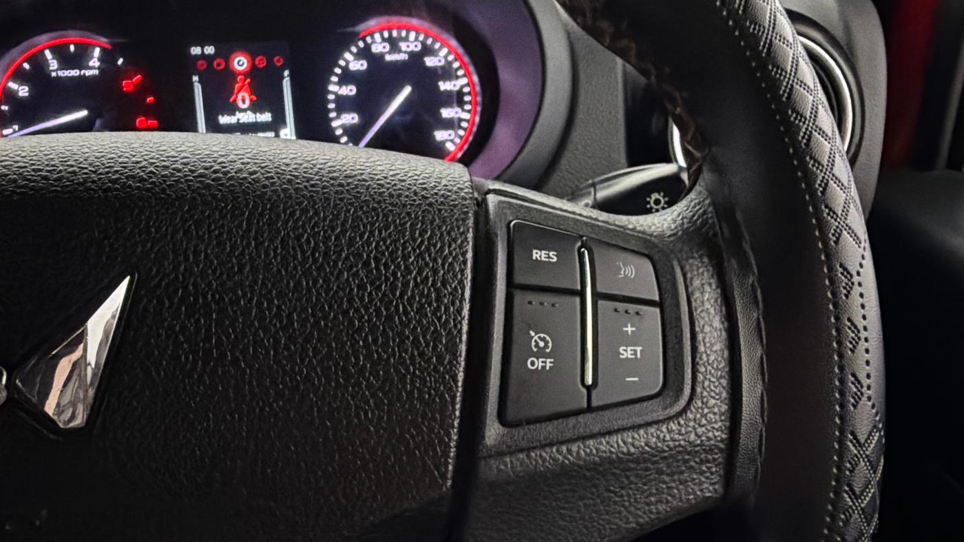 2023 Mahindra Thar LX D 4WD AT CONVERTIBLE, Diesel, Automatic, 46,046 km, Adaptive Cruise Control