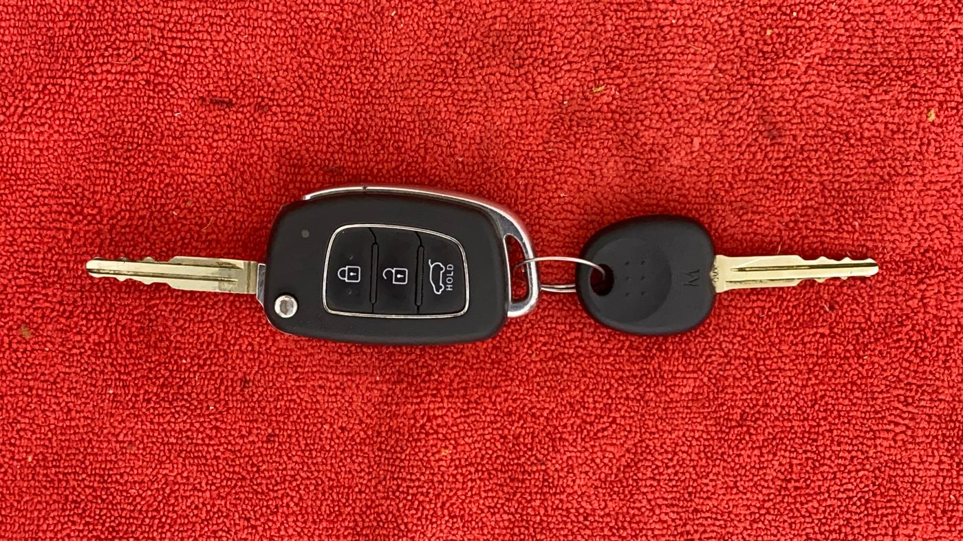 2020 Hyundai VENUE SX 1.0 TURBO IMT, Petrol, Manual, 41,603 km, Key Close Up