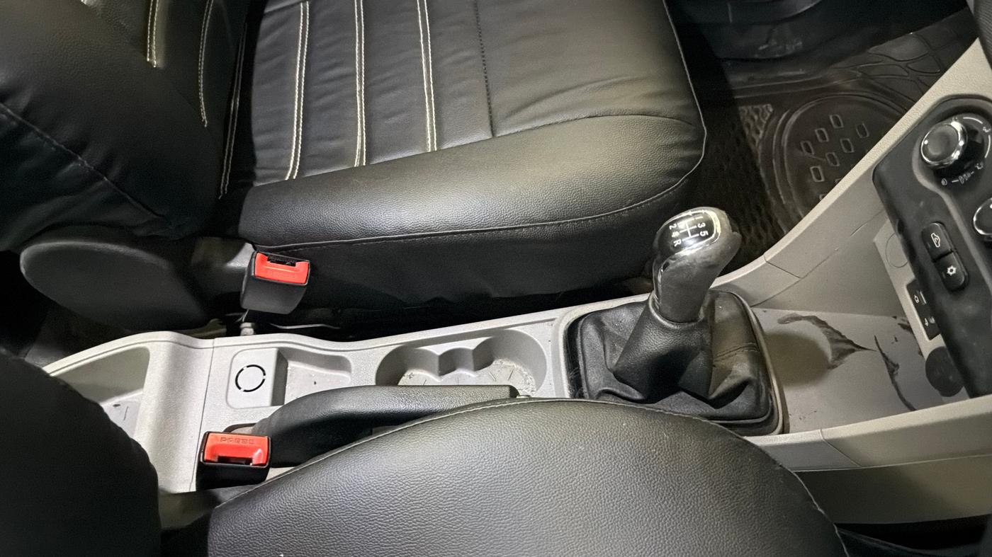 2018 Tata Tiago XZ PETROL, Petrol, Manual, 90,927 km, Gear Lever
